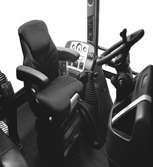 Pièces de cabine komatsu WB93R-2